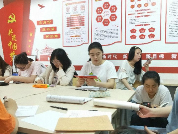 6314192bc063471a90a16ca2ac40b215.jpg 1111111111_meitu_2.jpg