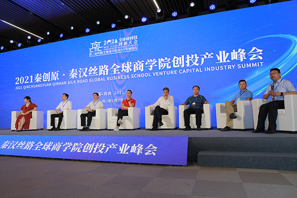 fcb9047f575f42f787591305f98d32da.jpg 13.jpg