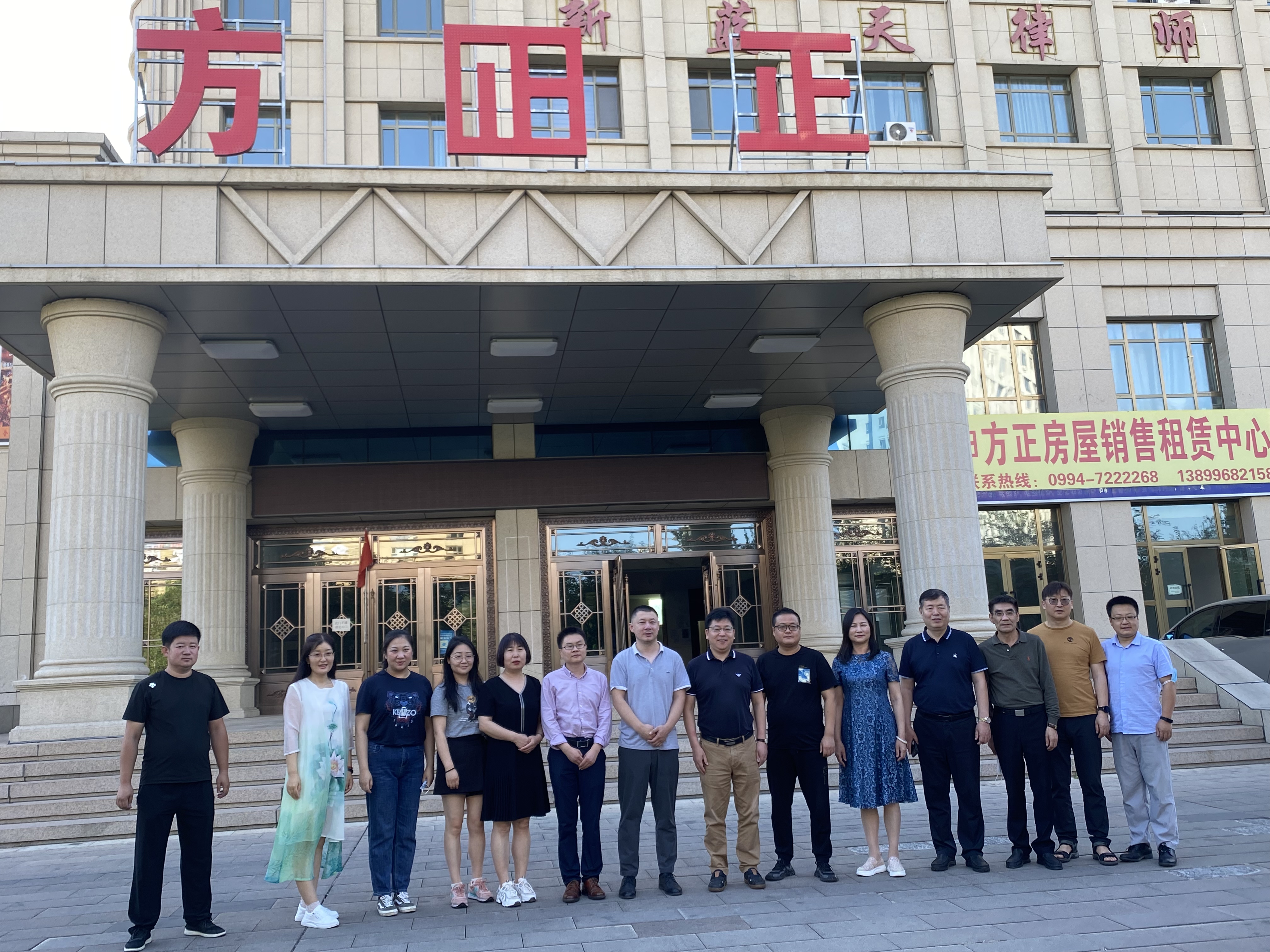 b6230dce563243bca7897e48eebbcbe1.jpg b6230dce563243bca7897e48eebbcbe1.jpg